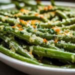 Kartoffel-Parmesan-Rolle mit Kräuter-Nuss-Füllung
