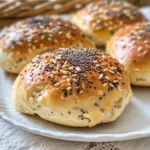 Leckere Gemüsepuffer mit Knoblauch-Dip