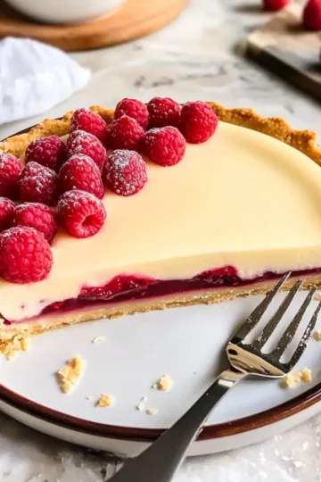 Weiße Schokolade und Himbeertarte