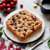 Kirschstreuselkuchen mit luftigem Rührteig