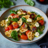 Deftiger Italienischer Nudelsalat mit Pesto